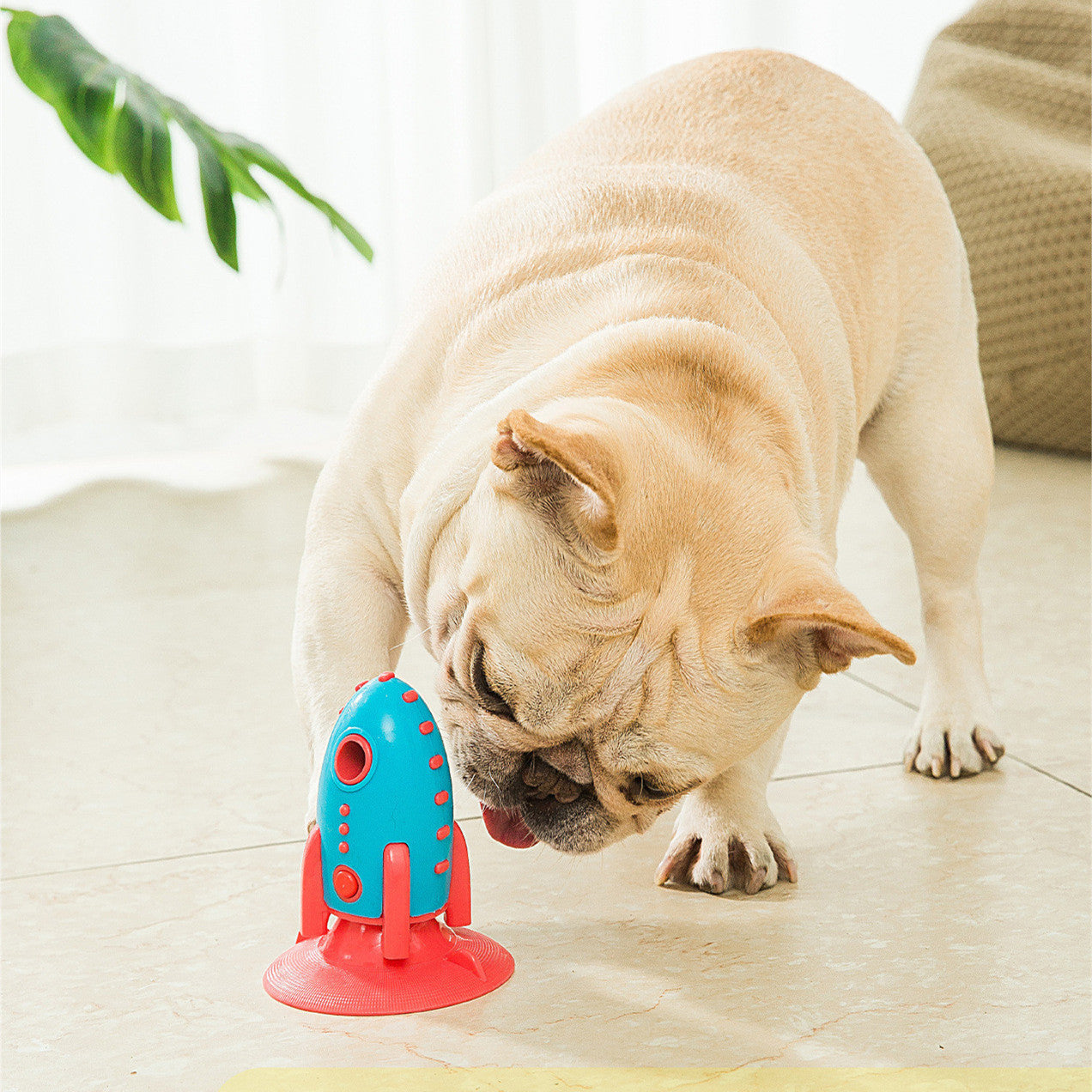 Rocket Dog Toy with Food Leakage Feature